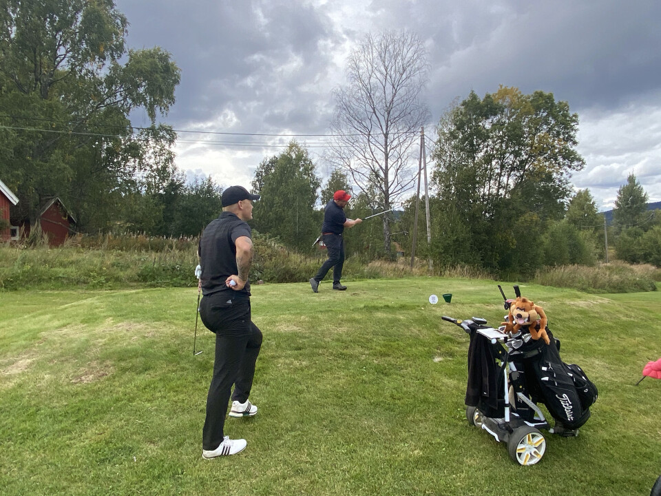 – Hvis jeg taper for John Arne Riise skal jeg bytte ut hele golfsettet