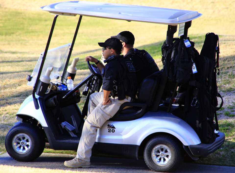 Norske Peter bodde ved golfbanen i California - plutselig så han denne karen på tee!