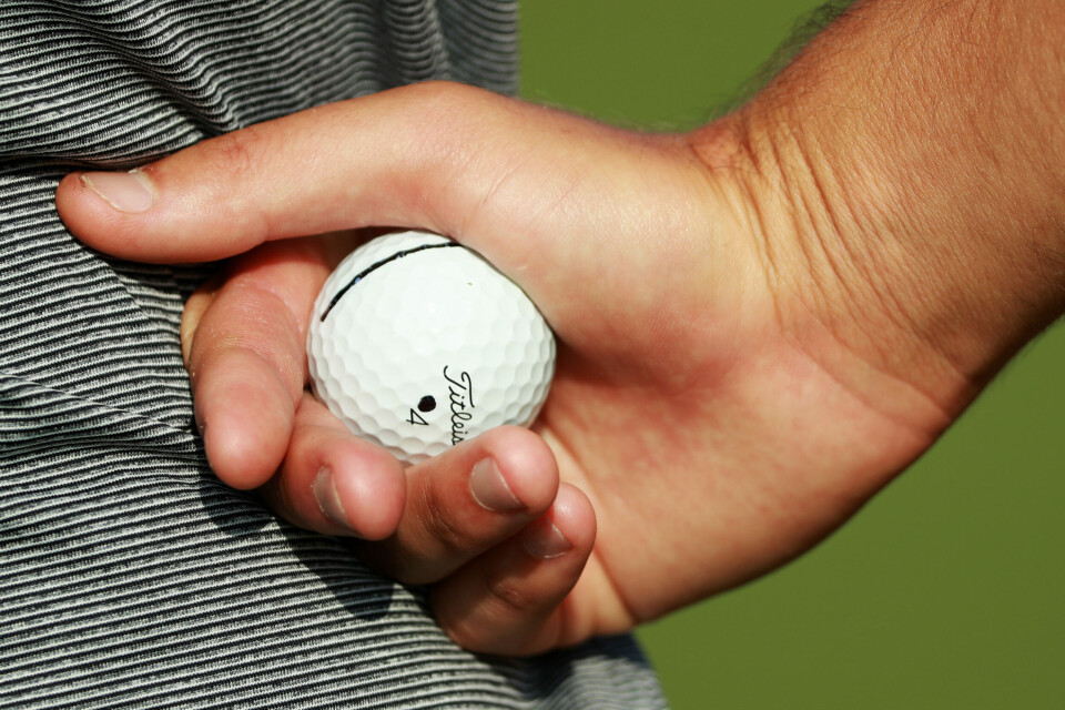 Stor uenighet om hva som bør gjøres med golfballene