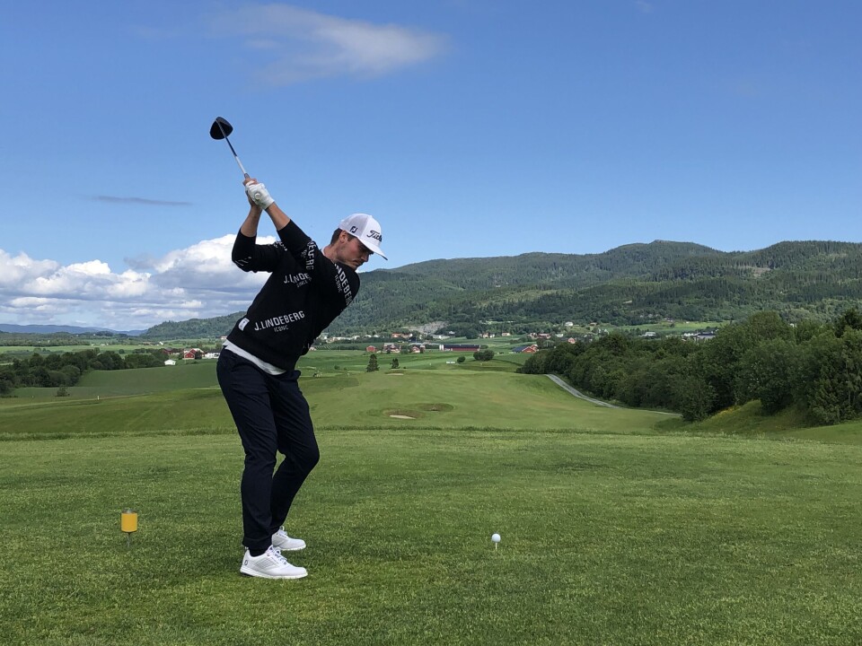 – Han har Norges peneste golfsving