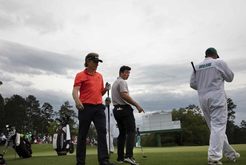 Utsettelser, folkehav og treningsrunde med en Masters-legende: – Dette er sykt kult!