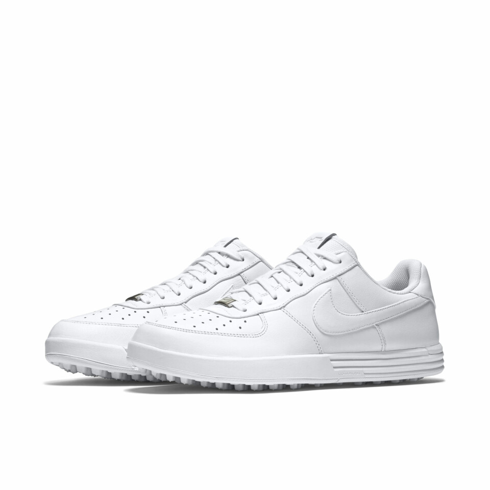 Nike tar klassiker til banen