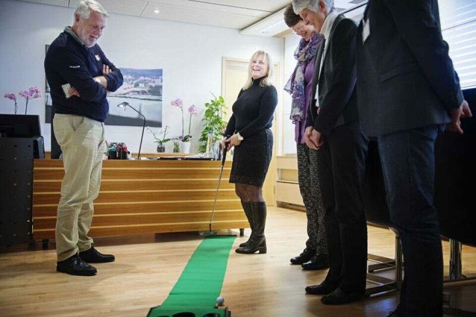 Kulturministeren åpner for golf-samarbeid