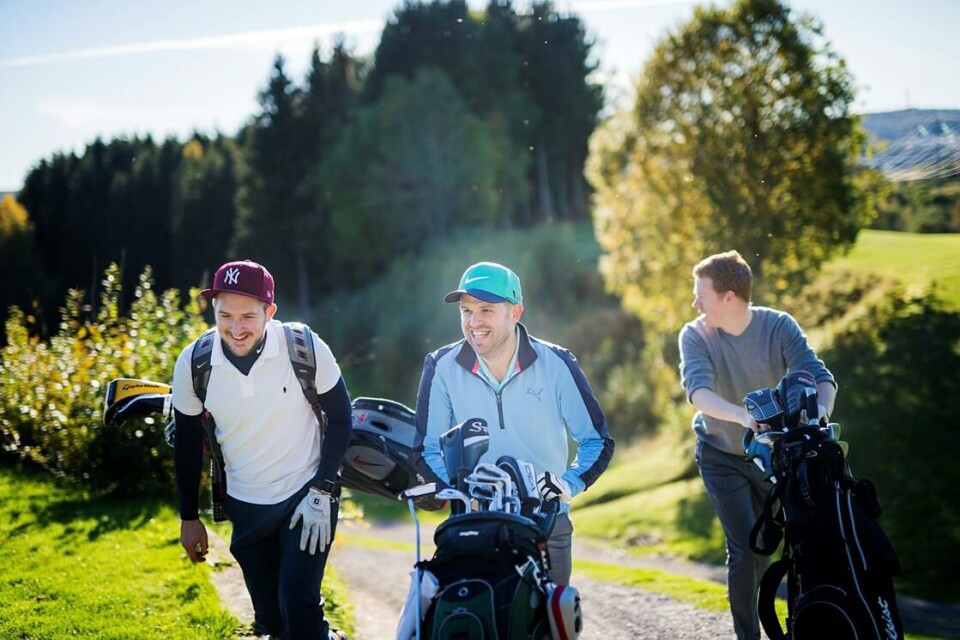 Inviterer folkehelseforkjempere til samtale om golf