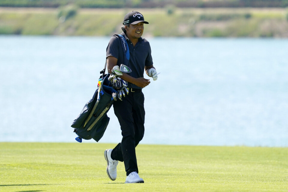 Bar sin egen bag - klar for OL og The Open!