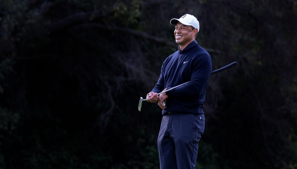 Det ser ut til å holde med knappest mulig margin for den traskende legenden. Woods ligger på cutgrensen etter to spilte runder på Riviera.
