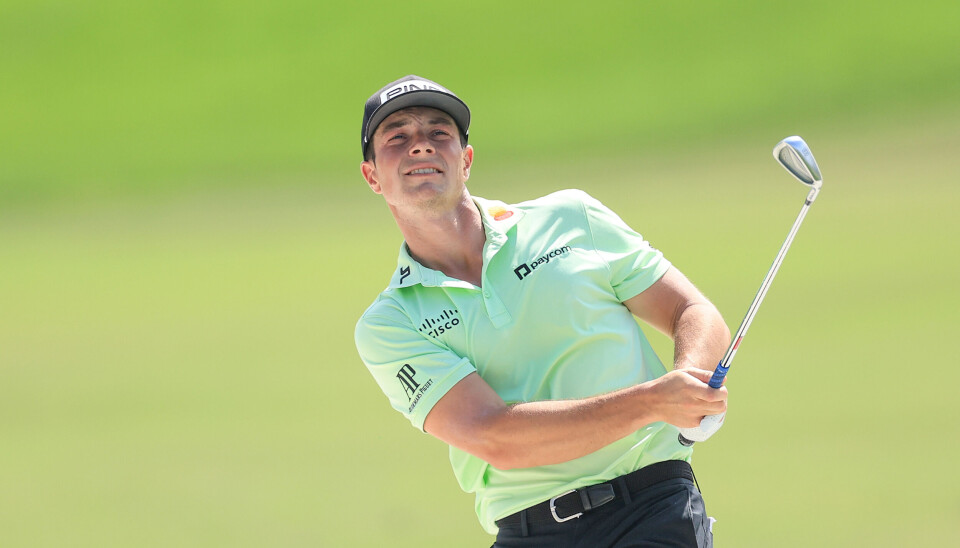 Viktor Hovland gikk ut i lederball på Bay Hill, men det ble ikke hans dag. Viktor Hovland gikk ut i lederball på Bay Hill, men det ble ikke hans dag.