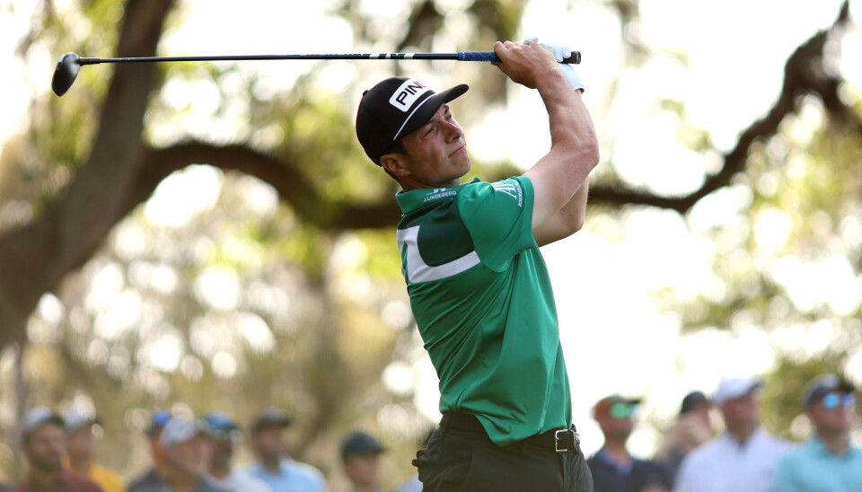 Med en sterk avslutning holder Hovland følge med tetkampen etter den første runden i The Players Championship.