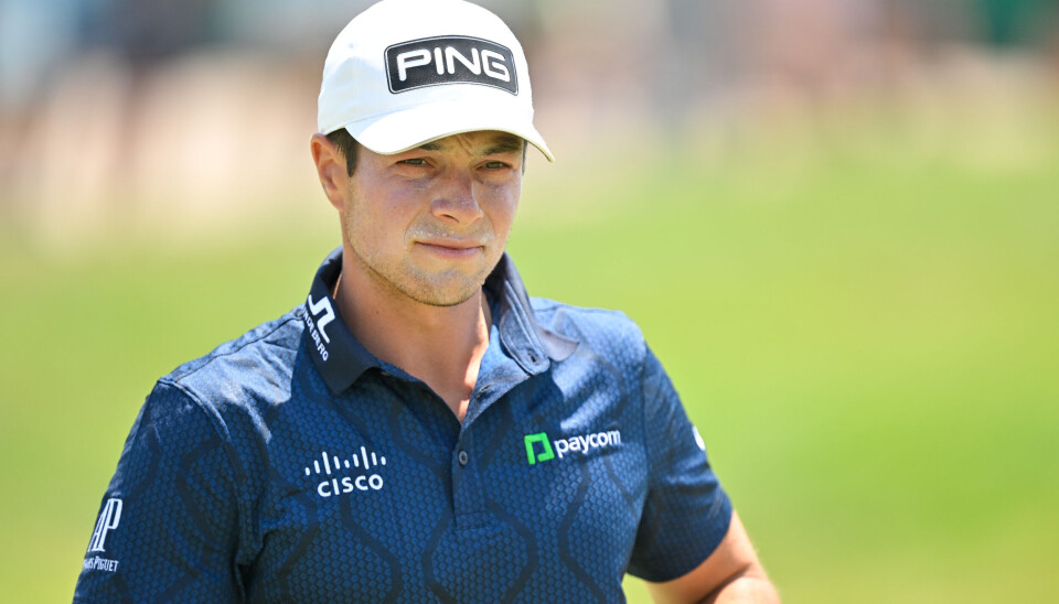 Viktor Hovland sørget for maksimal spenning på avslutningshullet på Muirfield. Viktor Hovland sørget for maksimal spenning på avslutningshullet på Muirfield.