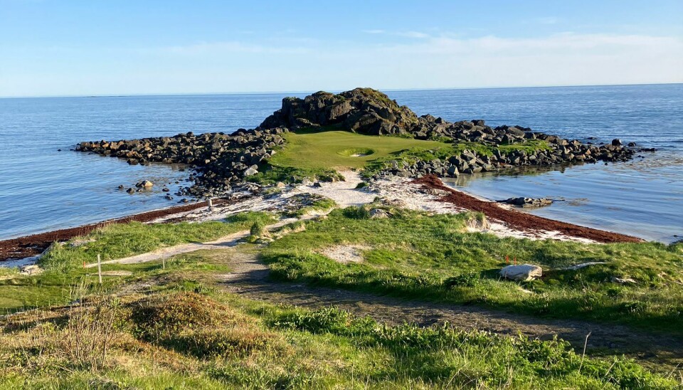 Par 3-hullet har klart å bli et av de mest kjente golflandemerkene her til lands. Kriger gikk forbi dette hullet utallige ganger på seks dager. Par 3-hullet har klart å bli et av de mest kjente golflandemerkene her til lands. Kriger gikk forbi dette hullet utallige ganger på seks dager.