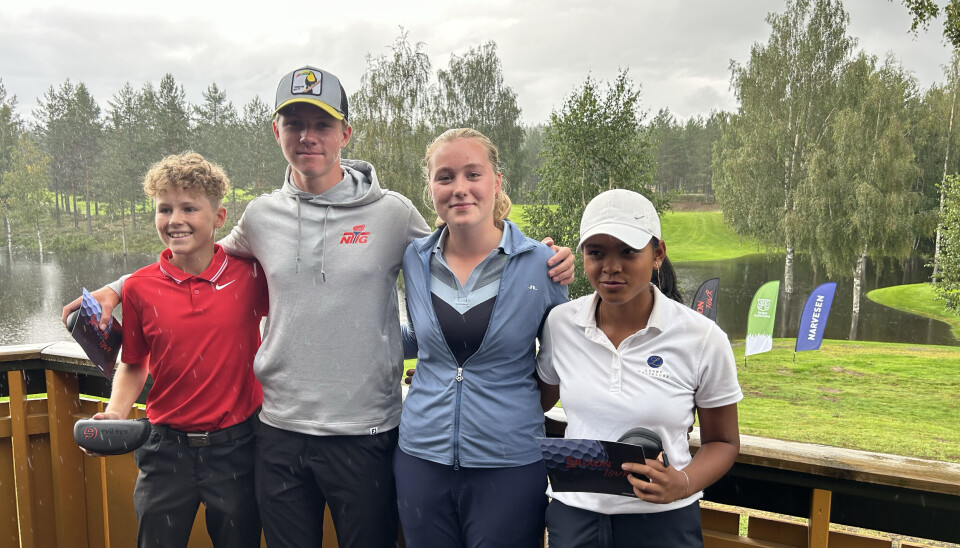 Fornøyde vinnere; Mathias Aase, Benjamin Killingstad, Marie Sandtorv Lussand og Pok Tuphok Pedersen. Fornøyde vinnere; Mathias Aase, Benjamin Killingstad, Marie Sandtorv Lussand og Pok Tuphok Pedersen.