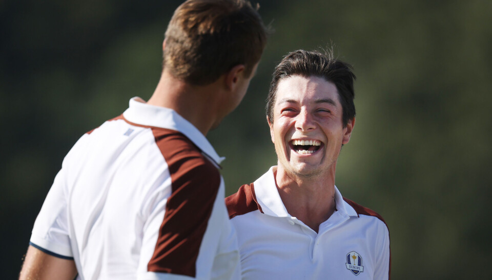 Ingenting ser ut til å stoppe Viktor Hovland og Ludvig Åberg i årets Ryder Cup. Lørdag morgen knuste de verdensener Scottie Scheffler og Brooks Koepka. Ingenting ser ut til å stoppe Viktor Hovland og Ludvig Åberg i årets Ryder Cup. Lørdag morgen knuste de verdensener Scottie Scheffler og Brooks Koepka.