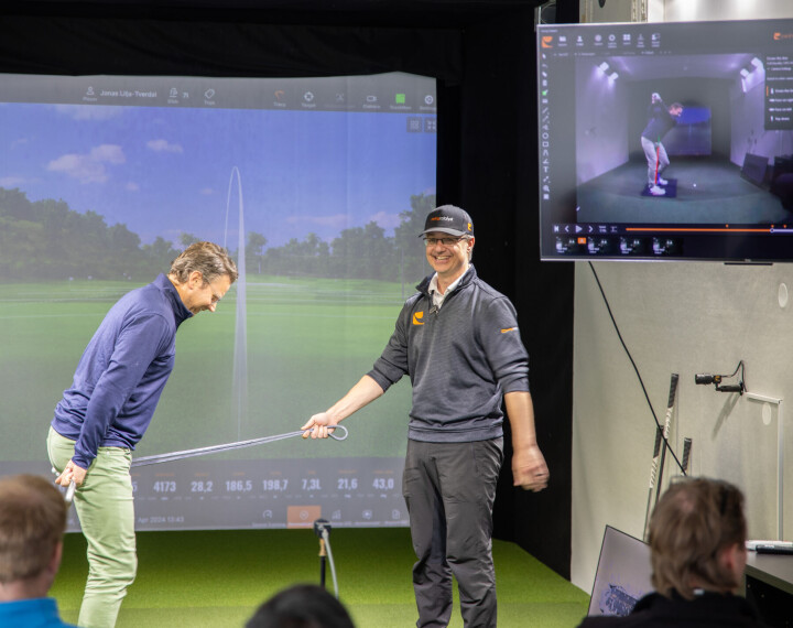 Dr. Scott Lynn (t.h.), forsknings- og utdanningsleder i Swing Catalyst, mener teknologien kan hjelpe hver enkelt golfer.