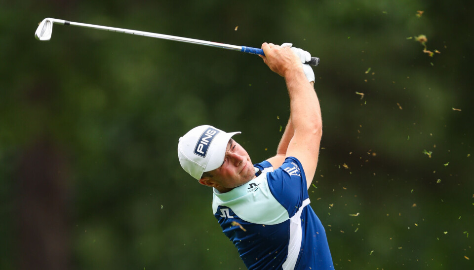 Viktor Hovland fikk en tøff start på runde to i Wells Fargo championship på Quail Hollow club, men slo tilbake.