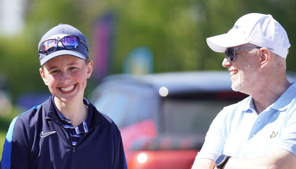 – Jeg vil bli god, sier Ludvig. Pappa Hans vet hva det handler om, men pusher ikke sønnen.