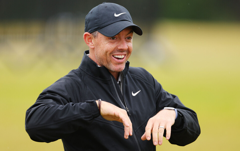 Rory McIlroy er tilbake og var mandag i strålende humør.