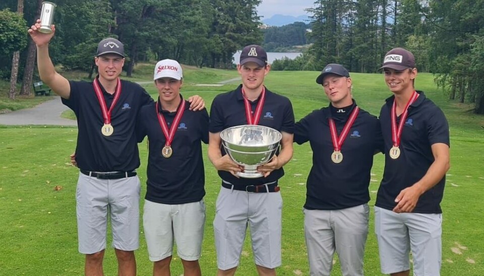 Losby GKs vinnerlag i herreklassen besto av Sebastian Eidsæther Syr, Emil B. Herstad, Herman Huus, Sander A. Andreassen og Nikolai Holme. Losby GKs vinnerlag i herreklassen