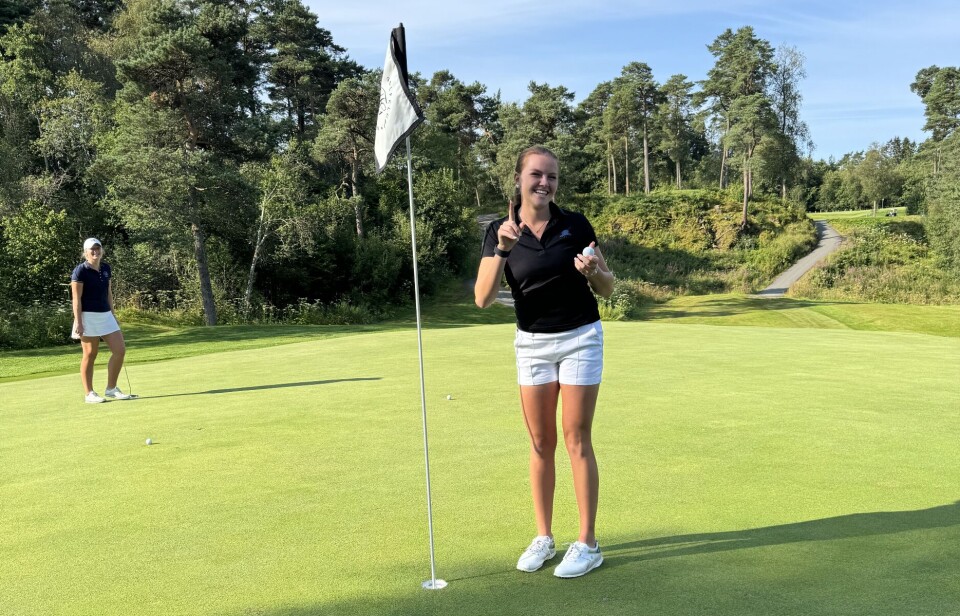 Maren Farbu (Losby GK) bidro sterkt i gulljakten, blant annet med hole-in-one på finaledagen. Også Melvin Ringnes fra Oppegård GK gjorde HiO i løpet av turneringen.