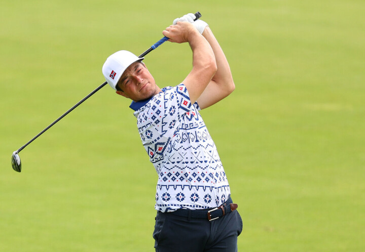 Viktor Hovland var i ferd med å sette sammen en ordentlig god søndagsrunde på Le Golf National, men fikk det igjen tøft i avslutningen.
