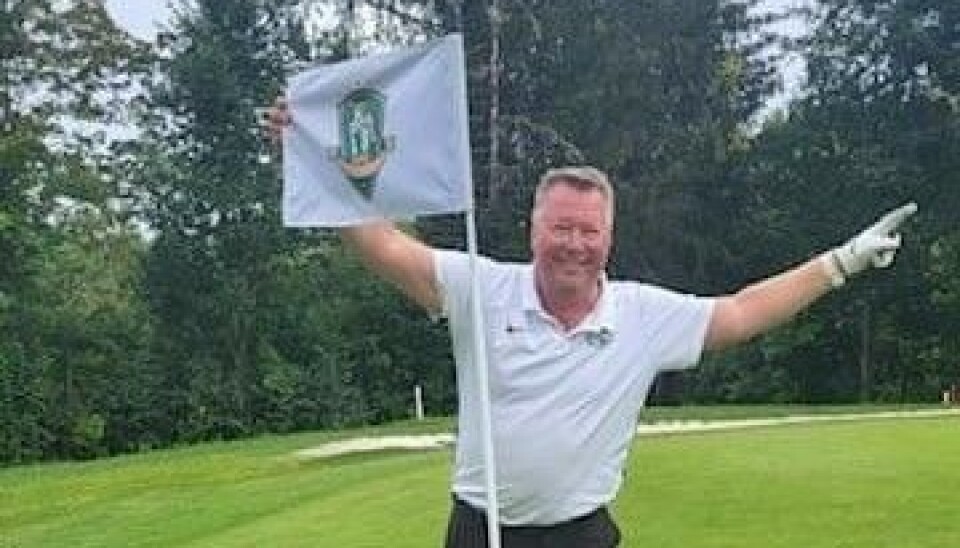 Styreleder Anders-Gustav Holt i Tønsberg Golfklubb fikset to Hole in One på to dager både hjemme og borte.