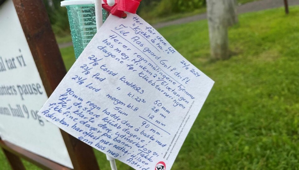 Astrid Gulden Olstad la igjen denne beskjeden og vannmåleren til banemannskapet etter selv å ha deltatt på årets KM.