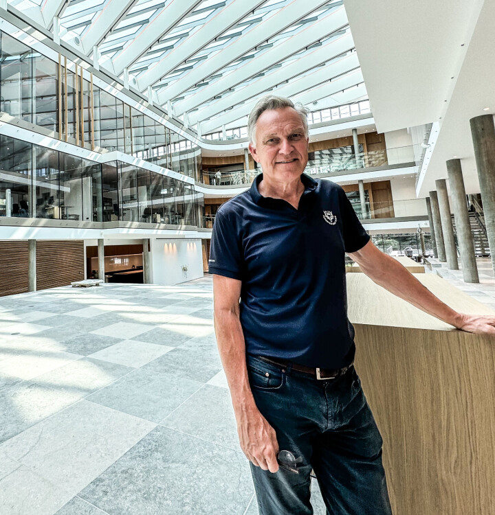 Klaus Eldrup-Jørgensen og broren Morten hadde en idé. I dag ønsker han oss velkommen til Trackman Innovation Center, et splitter nytt bygg på 12 000 kvadratmeter med flere hundre ansatte. Klaus Eldrup-Jørgensen, Trackman