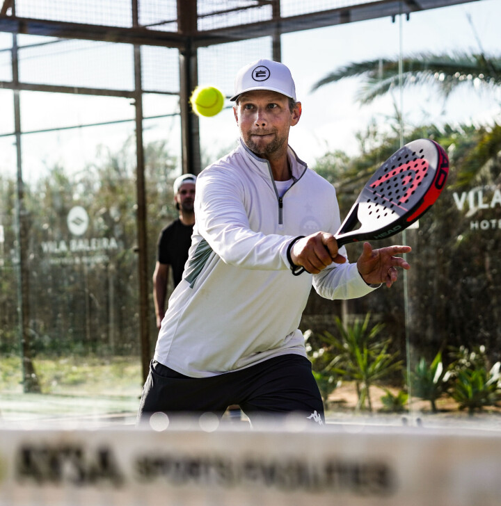 Du kan ha en aktiv ferie på hotellet, her er blant annet flere padelbaner til disposisjon. Porto Santo