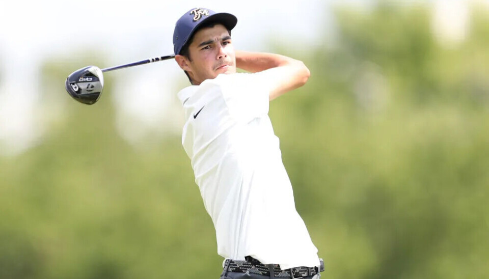 Unge Lev Grinberg har fått en pangstart på Le Golf National denne uken.