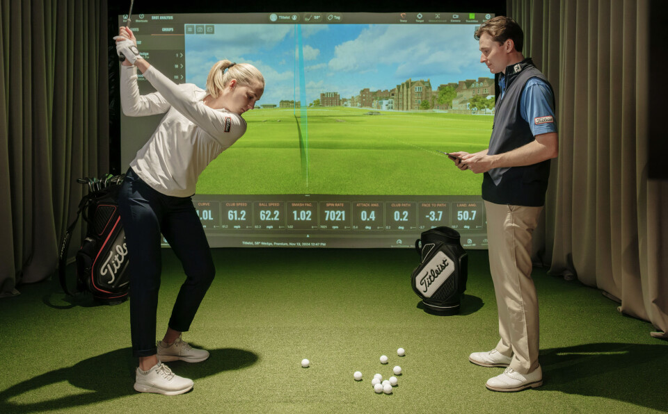 I vinter kan du teste ut den nye balltilpasningsappen alle steder hvor Titleist tilbyr kølletilpasning, også innendørs.