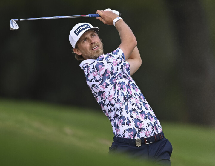 Med stødig og god golf i fjor høst spilte Kristoffer Reitan selv tilbake på DP World Tour. Denne uken årsdebuterer han i Emiratene, med lærdommer i bagasjen.