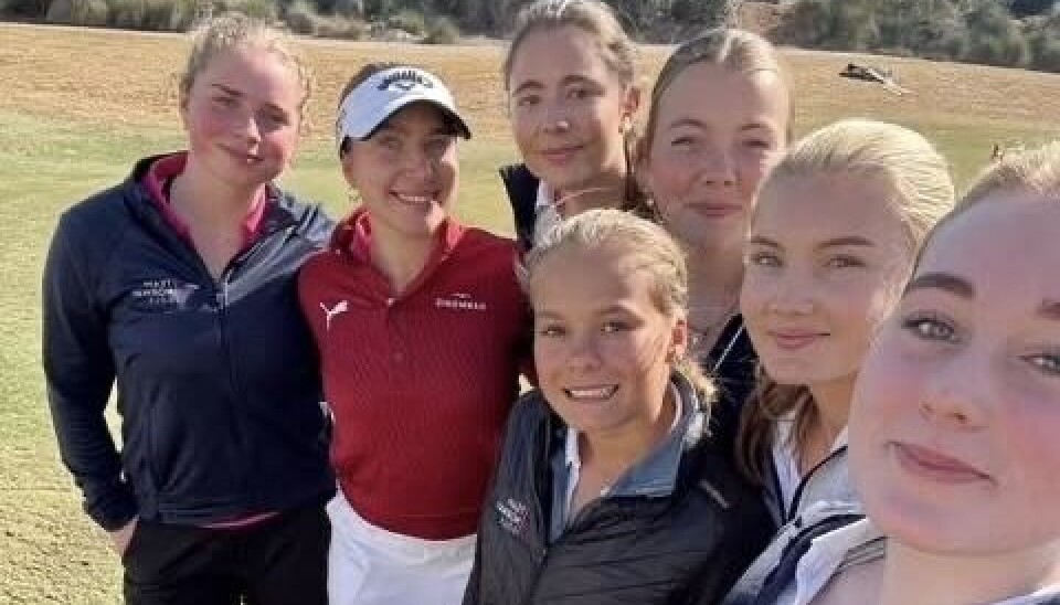 På bildet fra venstre ser vi: Tomine Sel, Madelene Stavnar, Martine Sveum, Nora Sophie Johnsen, Ella Ingebretsen, Henriette Gjelten og Marie Lussand.
