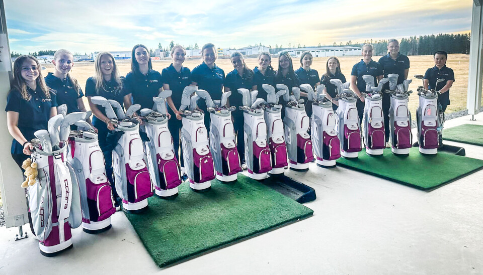 De fjorten nye jentene i Romerike GK var samlet til sin andre trening tirsdag denne uken. Leah, Leonora, Louise, Hailey, Emilie, Iselin, Hailey, Sofie, Hanna, Vilde og Frida er allerede fullt utstyrt.