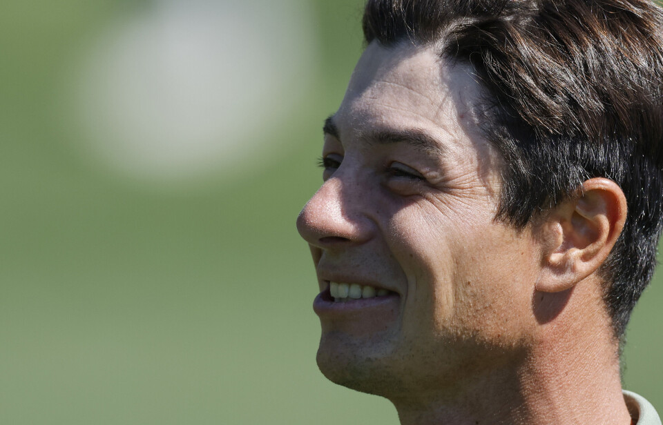 Pilene peker riktig vei og Viktor Hovland har god grunn til å smile om dagen.