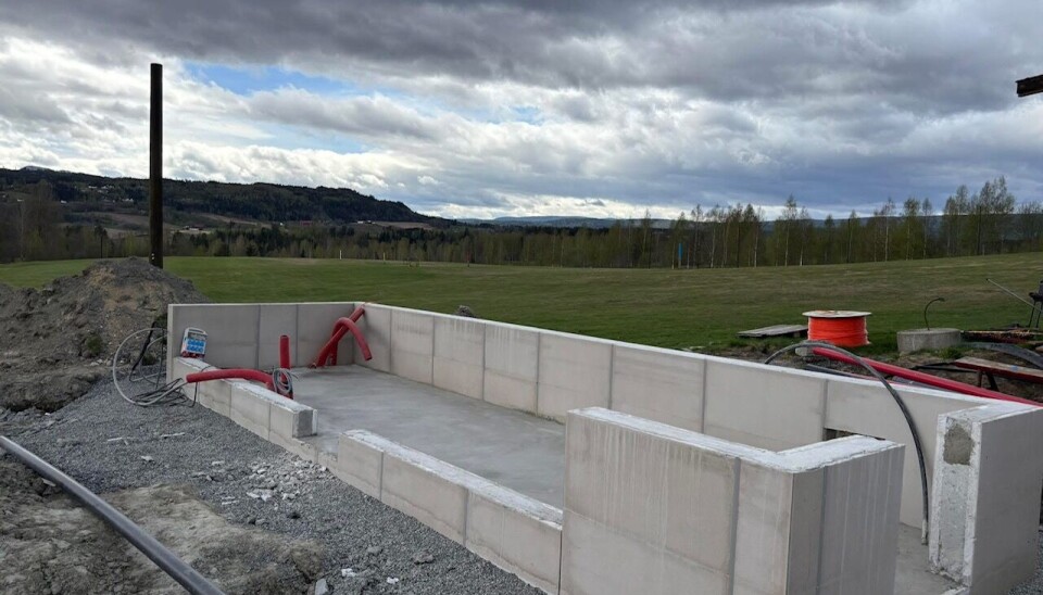 Kongsberg Golfklubb er i gang med sitt range-prosjekt, men fortsatt vil det ta litt tid før golfspillerne kan ta det i bruk.