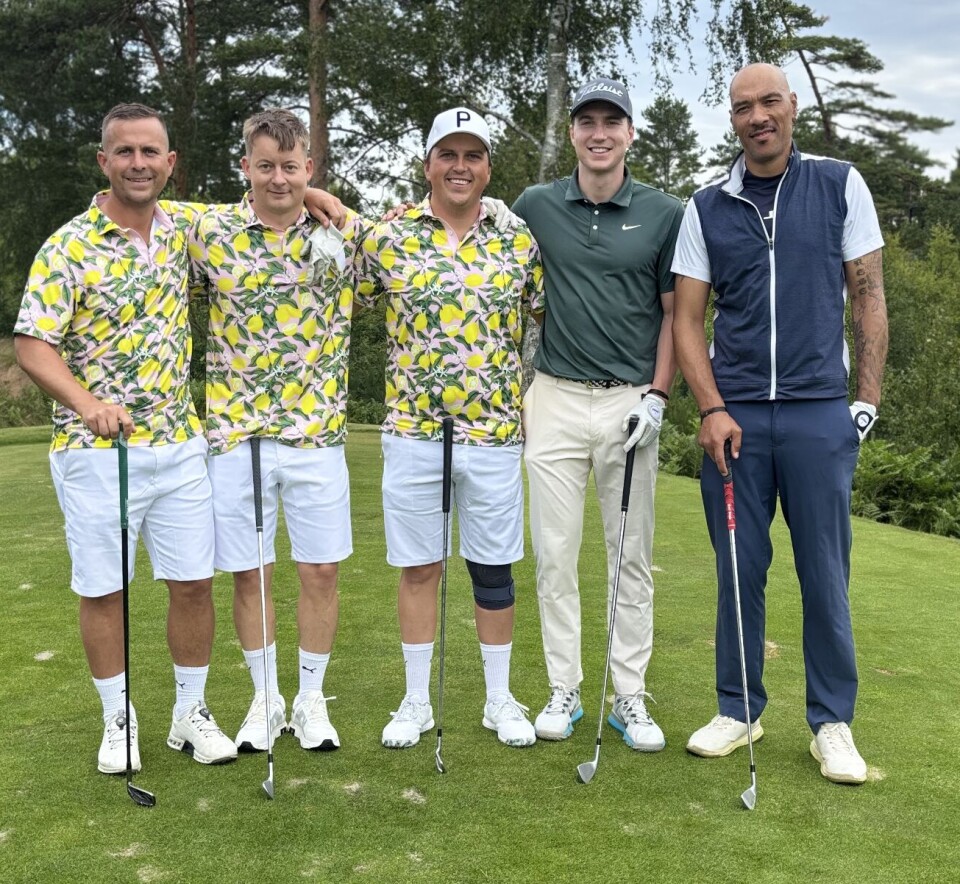 «Den har vi i bagen» stilte med Kenneth Braathen (f.v.), Erik Bjørdal, Jørgen Winther, Kristian Thorstvedt og John Carew.