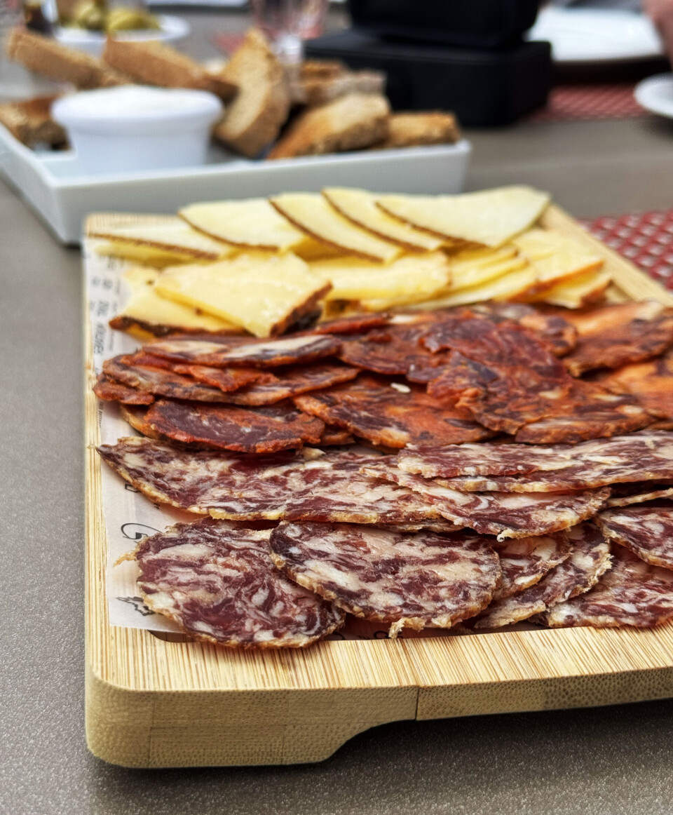 Tapas-barene ligger tett i tett nede i Palma by, og det er mange godsaker å smake på.