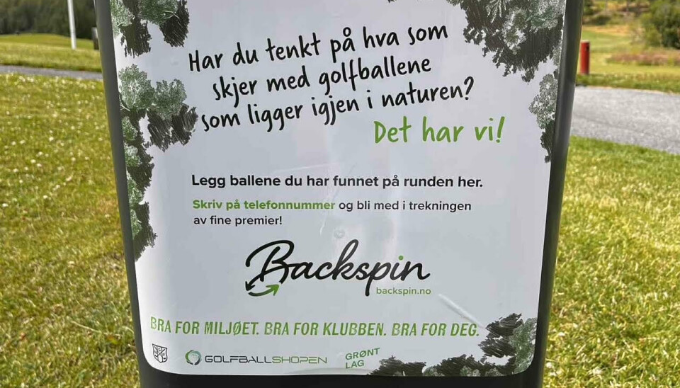 Balldunkene står klare og venter på brukte golfballer til inntekt for golfklubbene og for å spare miljøet.