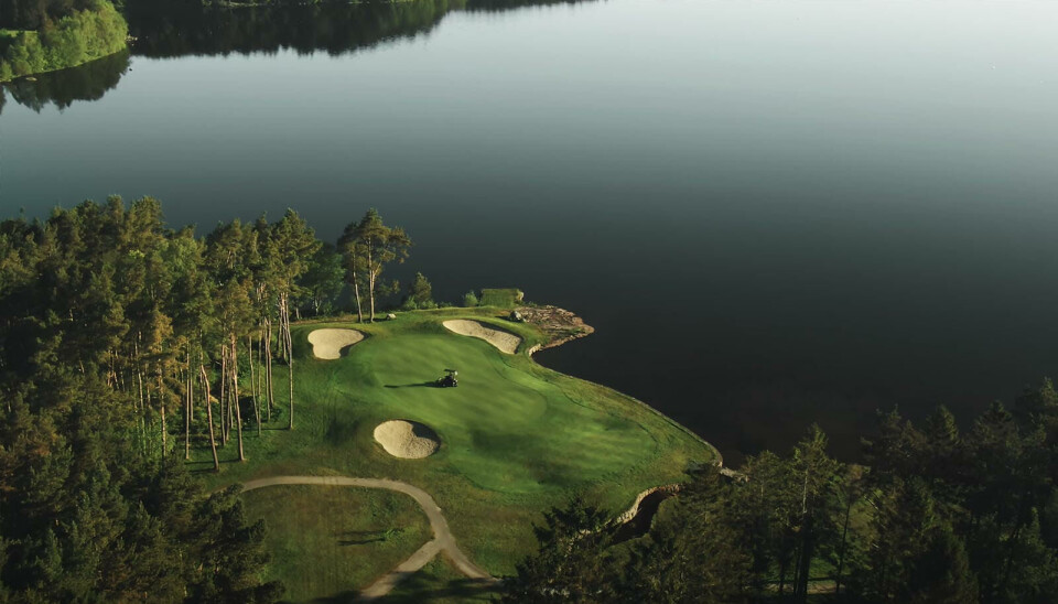 Stavanger Golfklubb stenger ned på grunn av ekstra ordinært vedlikehold ved hjelp av sprøytemidler.