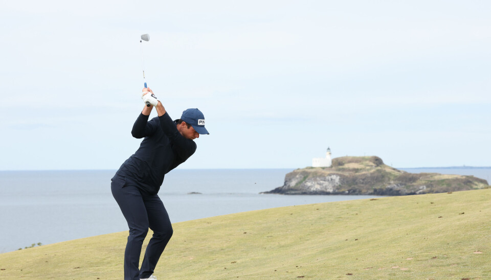 Viktor Hovland (27) fikk en drømmestart på Scottish Open. Nordmannen ligger helt i toppen etter første dag i de vakre omgivelsene.