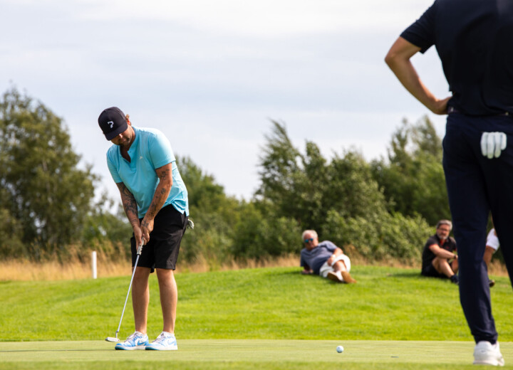 Det er mye golf igjen. Det vet både Kevin Andre Wright og resten av feltet i årets NM.