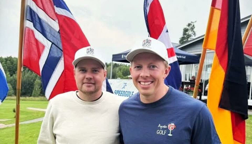 Debutantene Ole Remi Hausner og Fredrik Tollefsen spilte seg oppover på resultatlisten på siste dag under i EM i speedgolf i Finland.