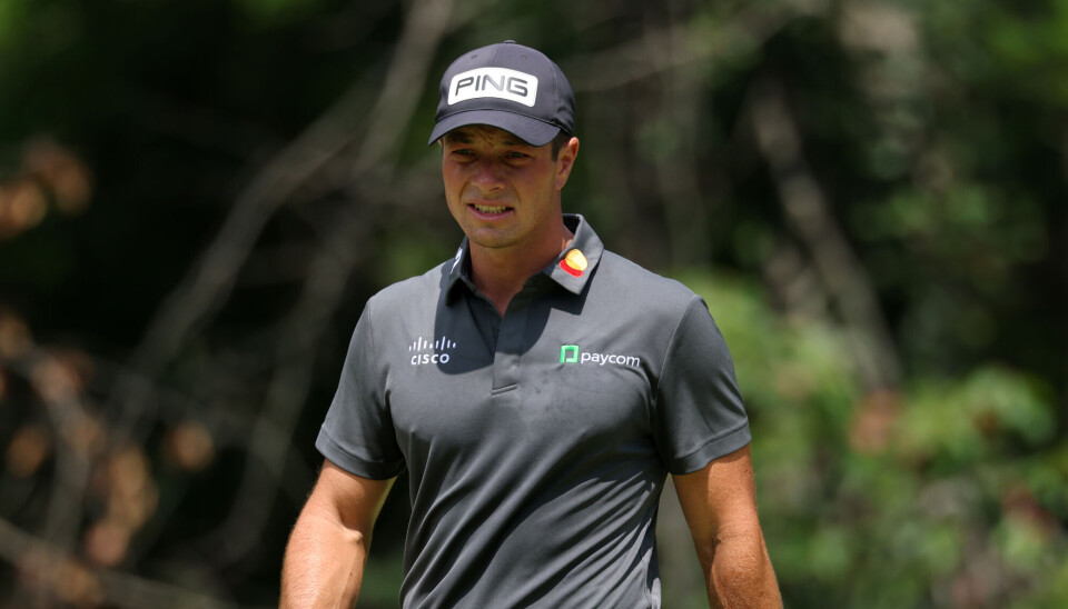 Viktor Hovland har stø kurs mot Tour championship, men trenger en god søndagsrunde.