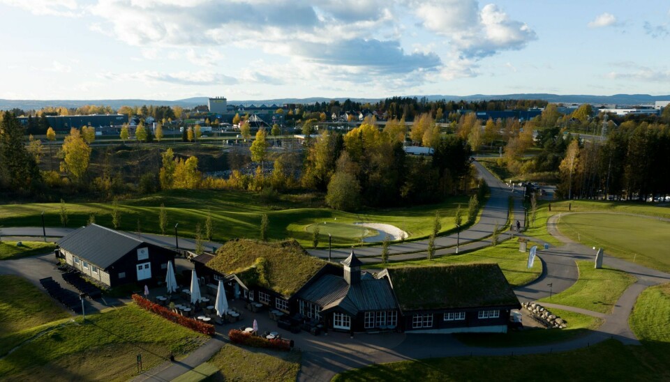 Stenger golfbanen for greenfee fra 1. oktober