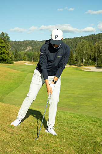 Golfskolen: SLIK HÅNDTERER DU BAKKENE