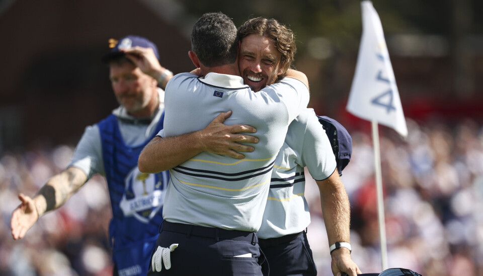 Rory McIlroy og Tommy Fleetwood fant tonen i duellen mot Colin Morikawa og Harris English.