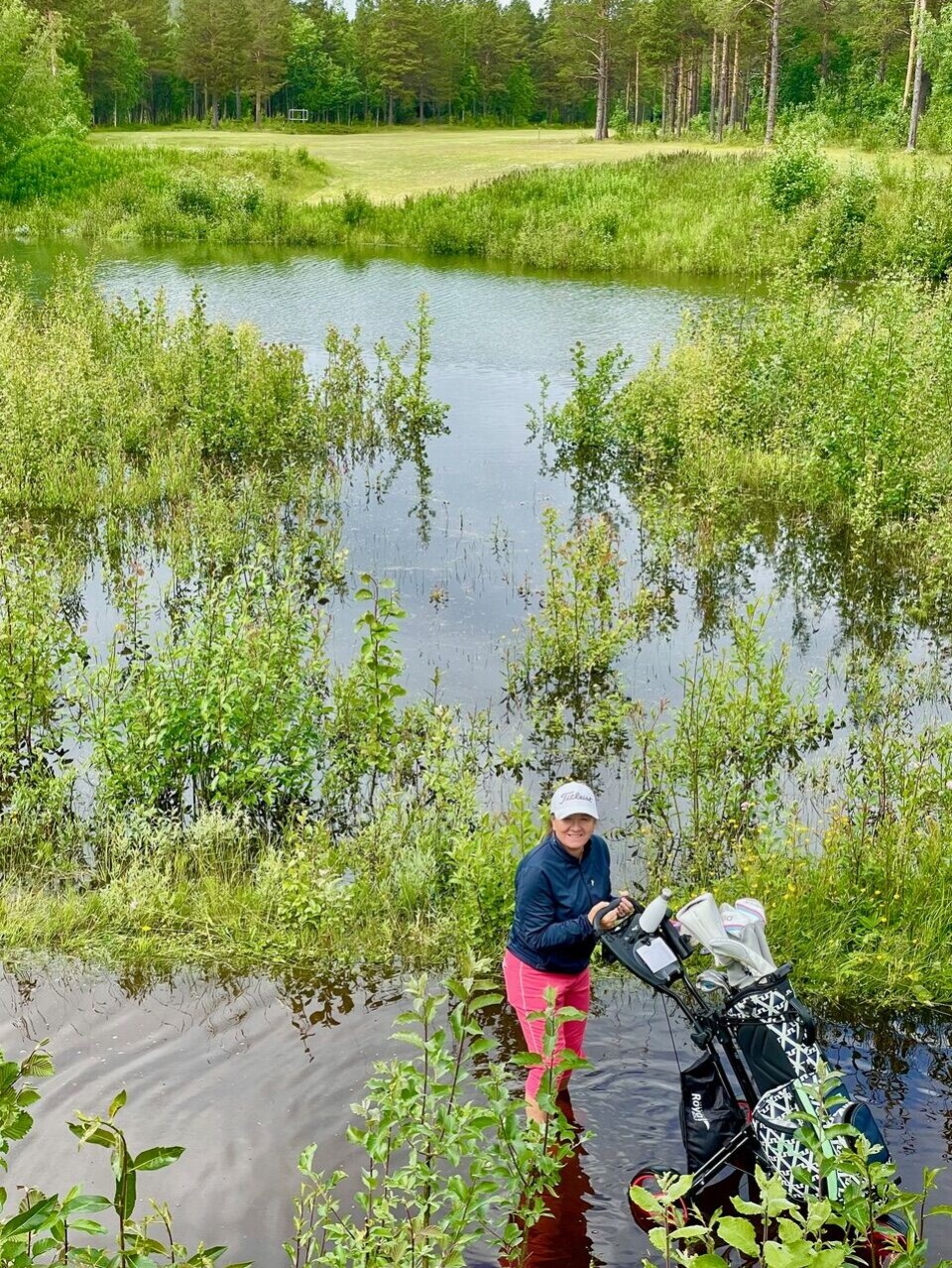 Golf byr på mange ulike utfordringer, som her på Narvik GK.